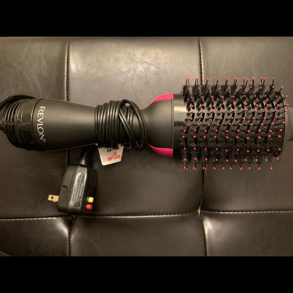Revlon One- step dryer